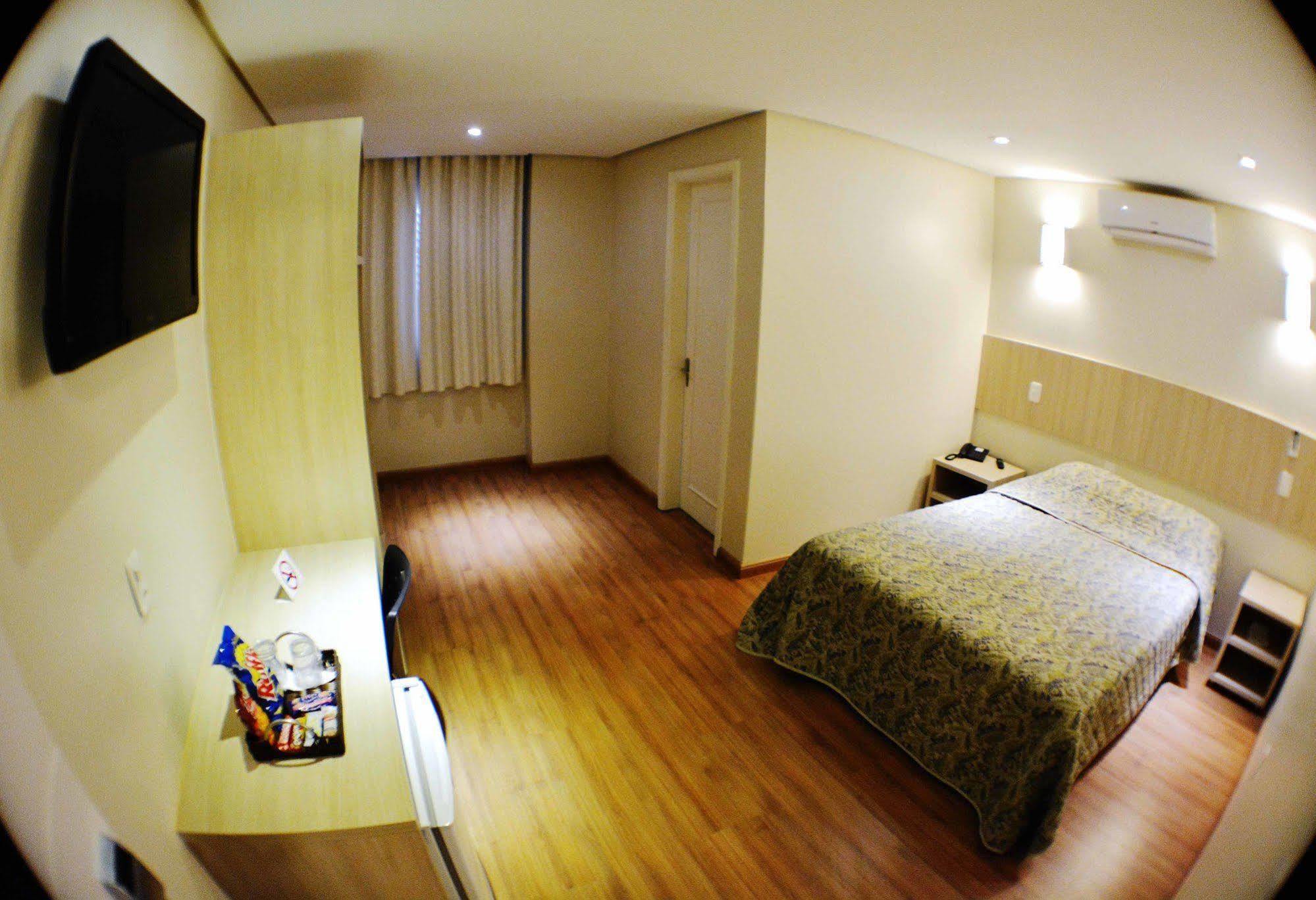 Golden Hotel Chapecó Buitenkant foto